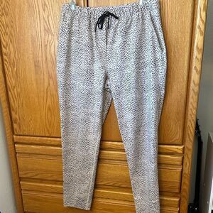 Lululemon Dottie dash Step Lively pants